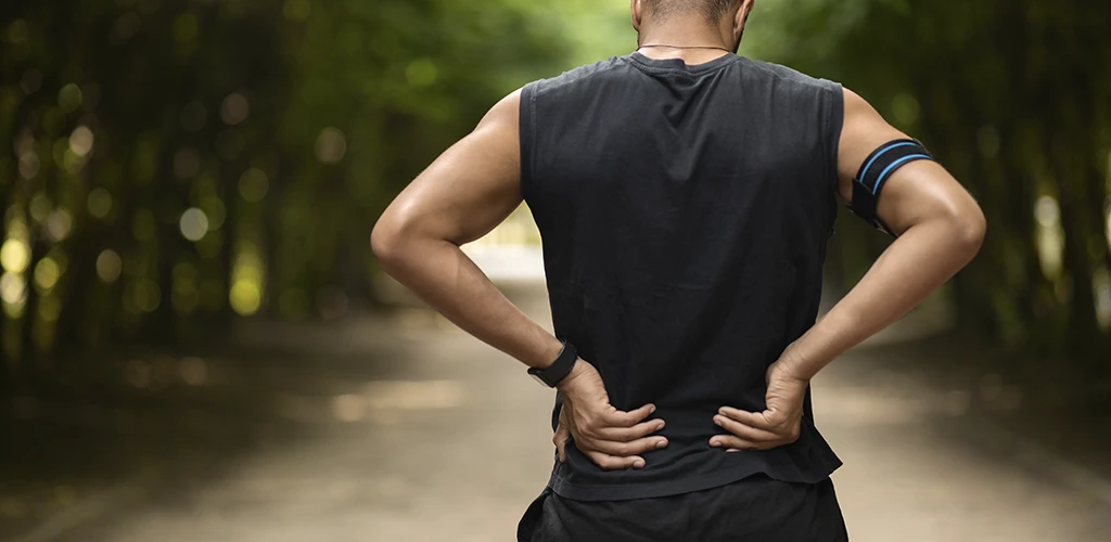 Dolor lumbar en deportistas: causas, tratamiento y prevención efectiva