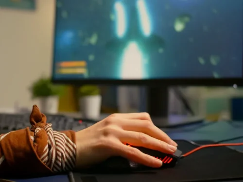 Recuperación y cuidado de las manos: Tratamientos efectivos para el túnel carpiano asociado a videojuegos