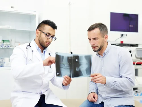 Diferencias entre ortopedia y traumatología que debes conocer